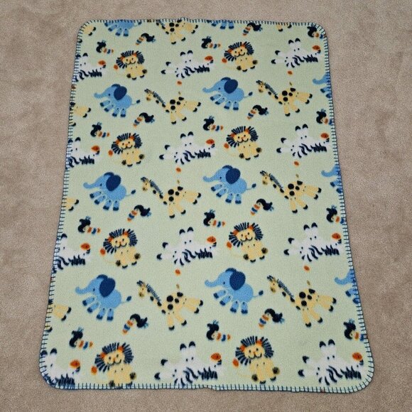 Baby Connection Pale Green Fleece Blanket Lion Giraffe Zebra Elephant Toucan - Picture 3 of 7